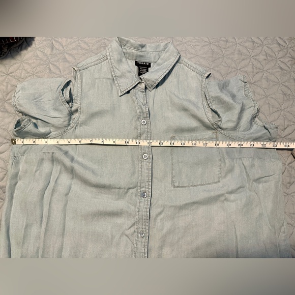 Torrid, size 00, western style jean top - Picture 5 of 5